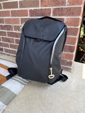 Peak Design Everyday Backpack 20L (Black) - Excellent Condition